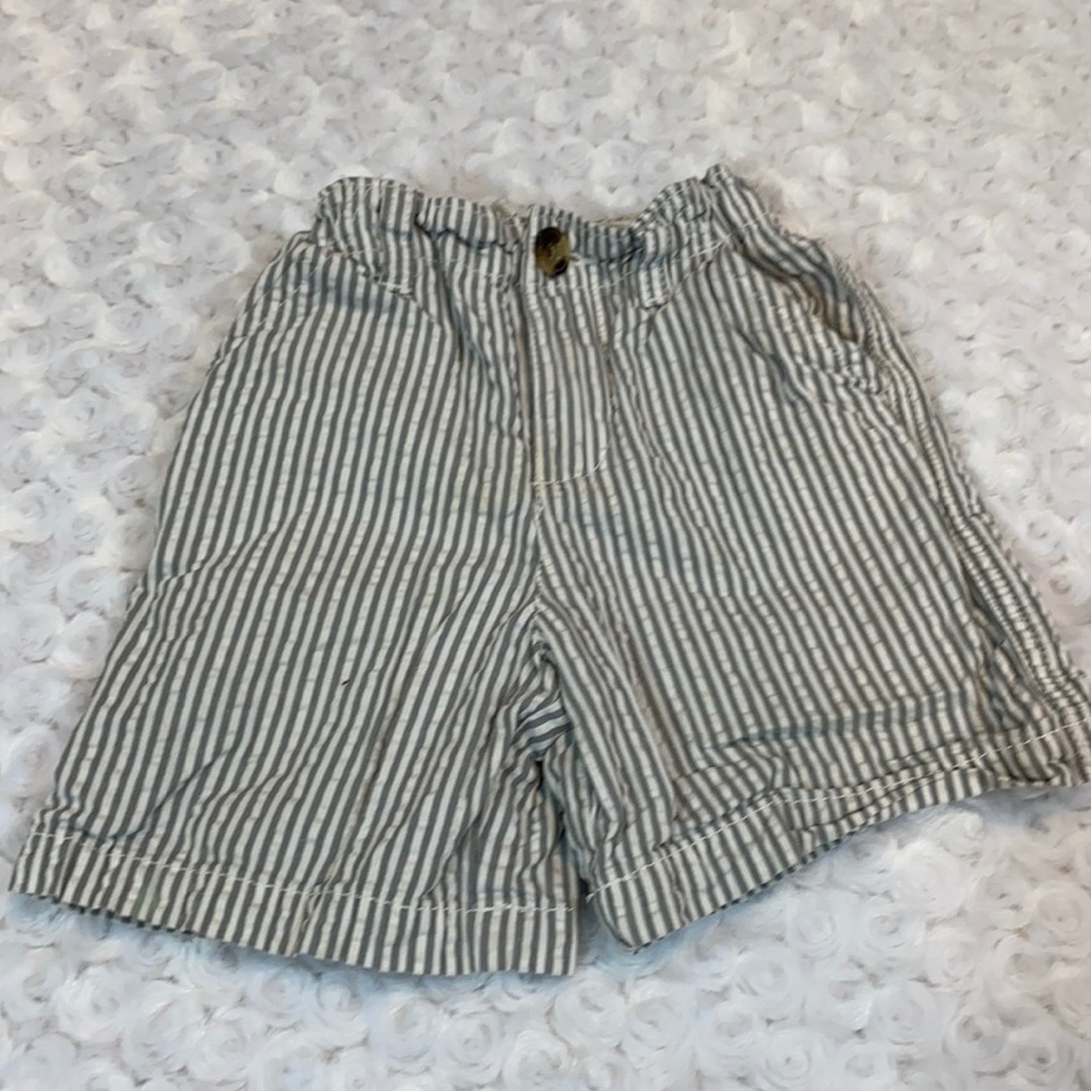 Gray & White Striped Bermuda Shorts 3T